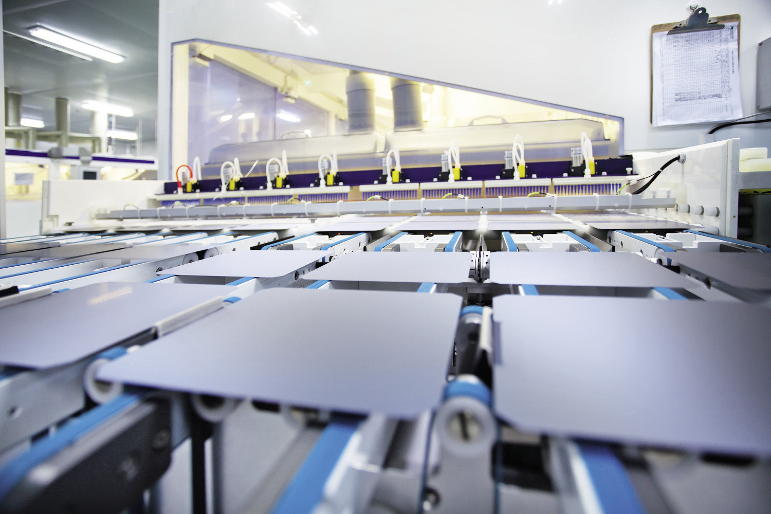 Chinese PV Industry Brief: Polysilicon prices trending downward