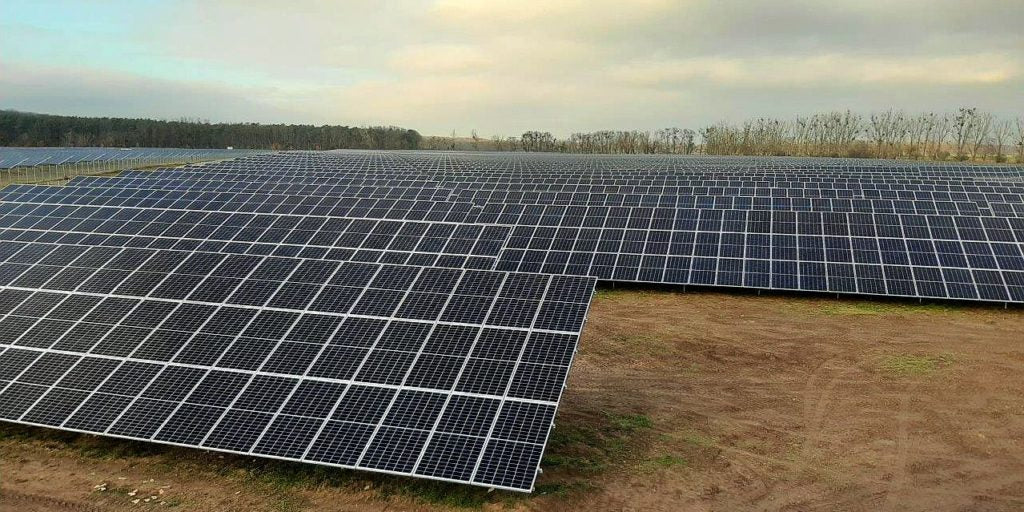Juwi fordert wegen gestörter Lieferketten längere Realisierungsfristen im EEG für Solar- und Windparks