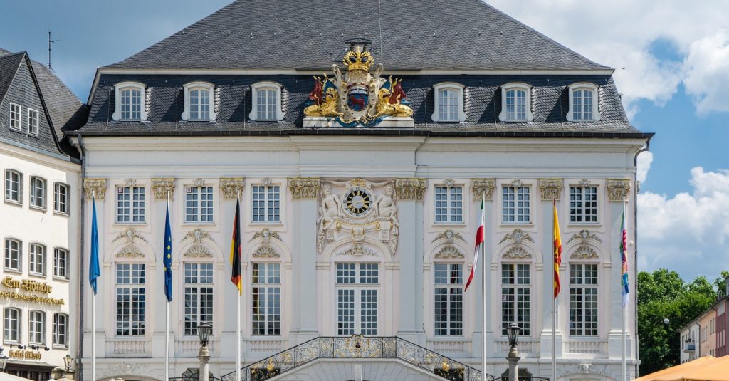 Bonn weitet Förderung von Photovoltaik-Anlagen aus und nimmt sich auch Solarthermie an
