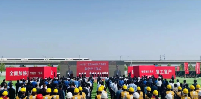 东方日升、晶科、阿特斯同时扩产!