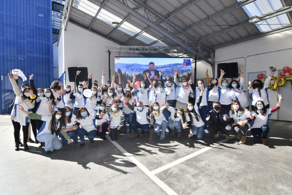 Saesa en Chile, el mejor lugar para trabajar en 2021, según Great Place To Work. Lo celebran sus más de 8 mil colaboradores