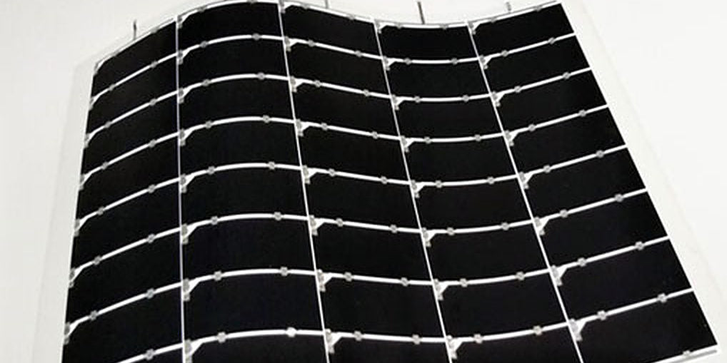 Sharp erreicht mit flexiblem, leichtem Solarmodul eine Effizienz von 32,65 Prozent
