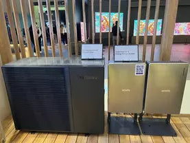Heat pumps with intelligent energy management