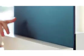 Frameless glass elements in a full range of colours