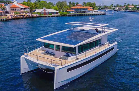 solar yacht