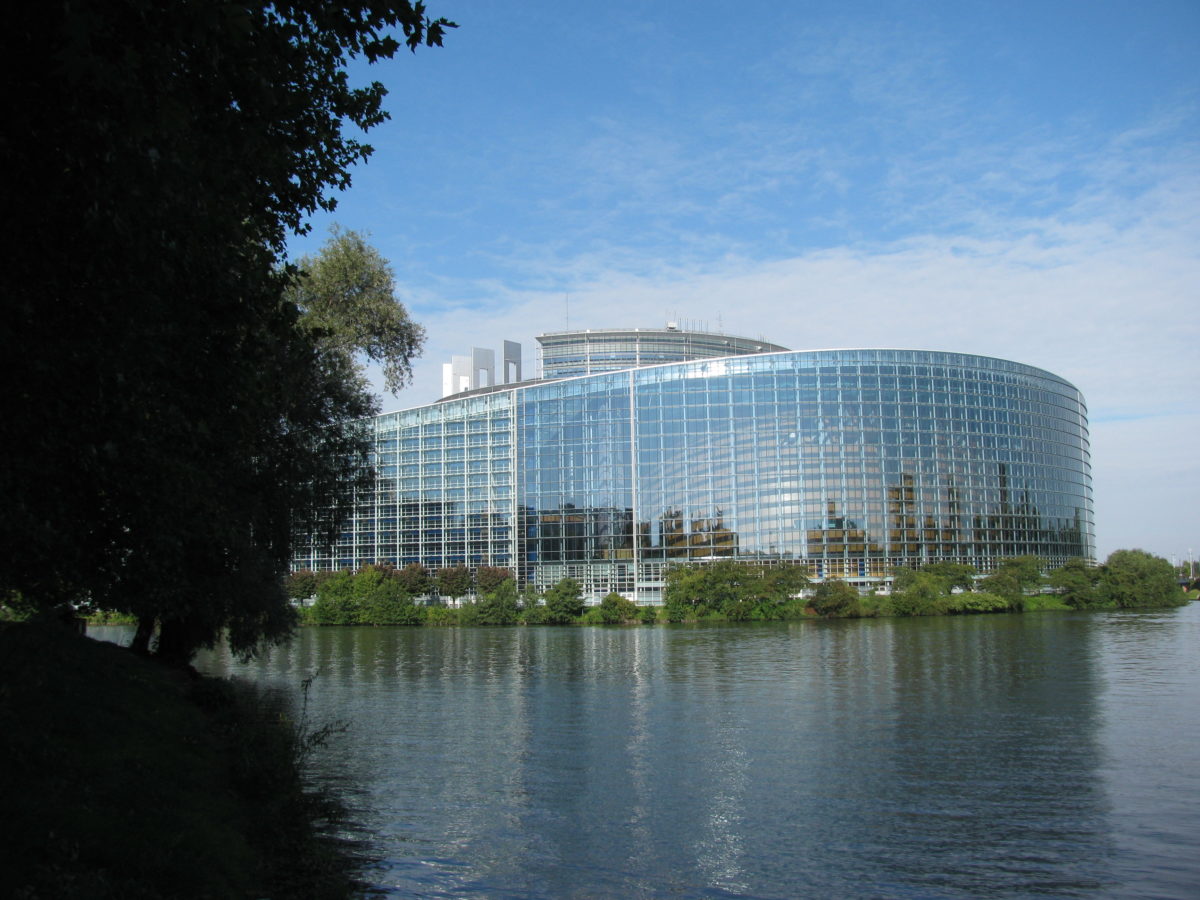 European Parliament sets 24-month limit to approve renewables projects