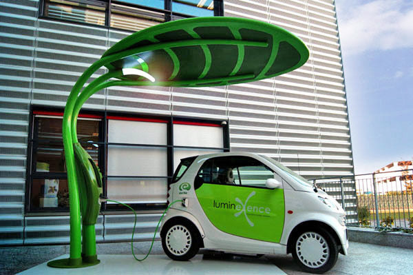 Solar Panels: The Charger of Your Electric Car