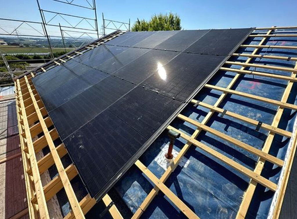 Una startup svizzera offre una soluzione BIPV per applicazioni residenziali e C&I