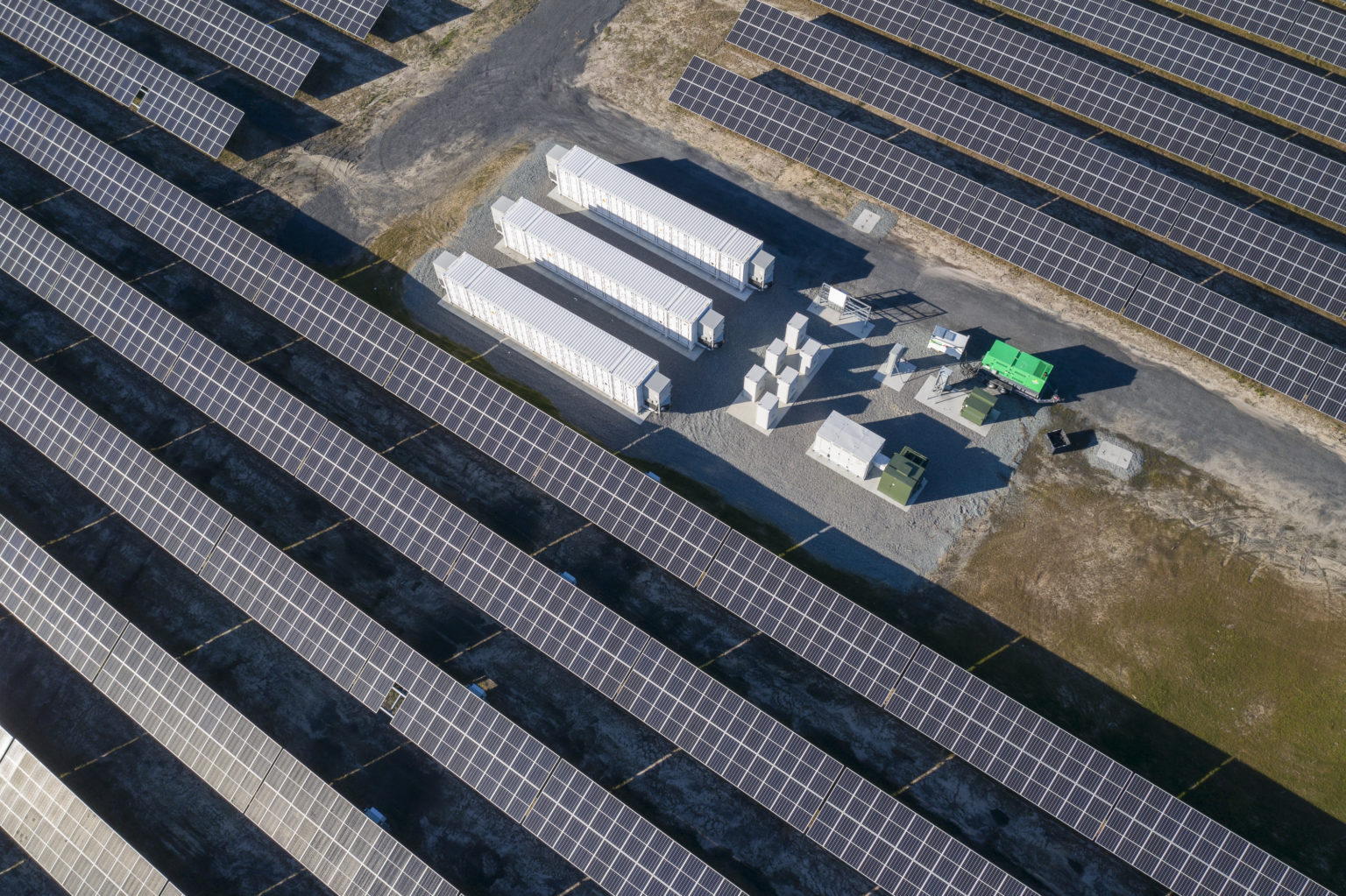 Global trends in solar and storage