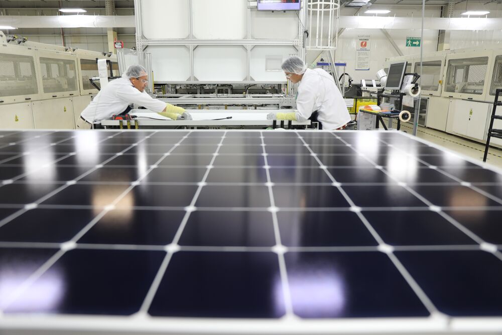 Deployment trumps manufacturing in EU priorities