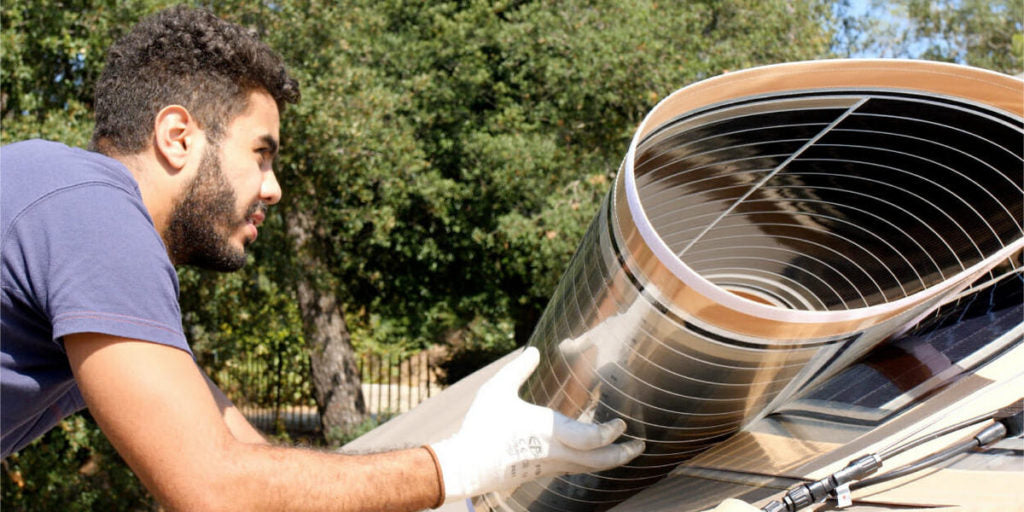 Französisches Start-up Solar Cloth produziert rollbare CIGS-Module