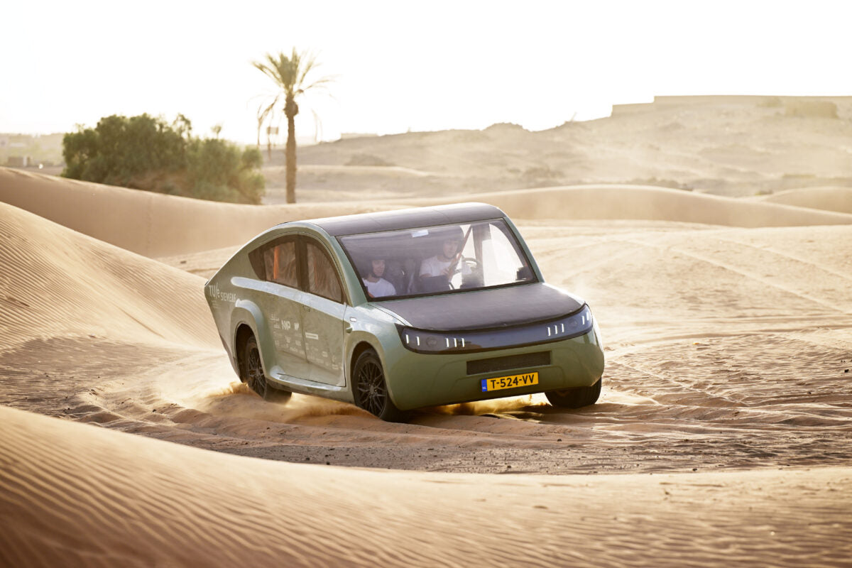 UNSW student team to push for change in World Solar Challenge