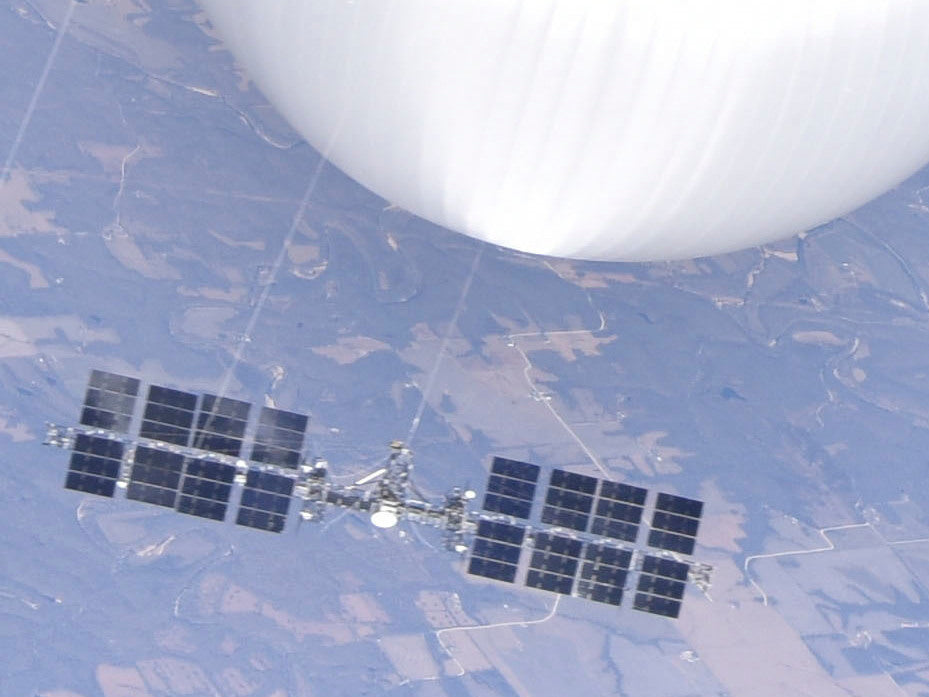Píldoras solares: paneles en el globo chino derribado, Turquía aprueba licencias y 10 GW para 2030 en India