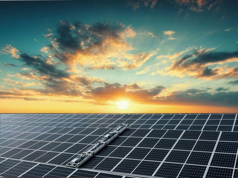 国内シェアNo.1のPV Japanが、発電効率回復保証付きの新プランを発表。その全貌に迫る!