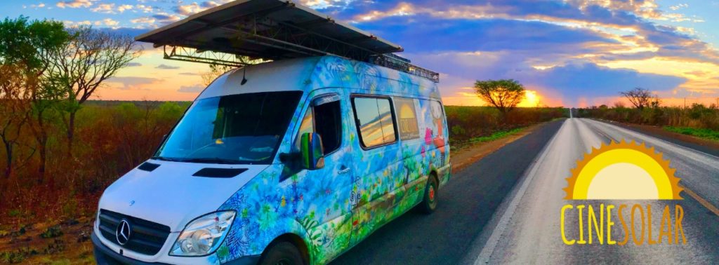 CineSolar, el primer cine itinerante de Brasil que funciona con fotovoltaica