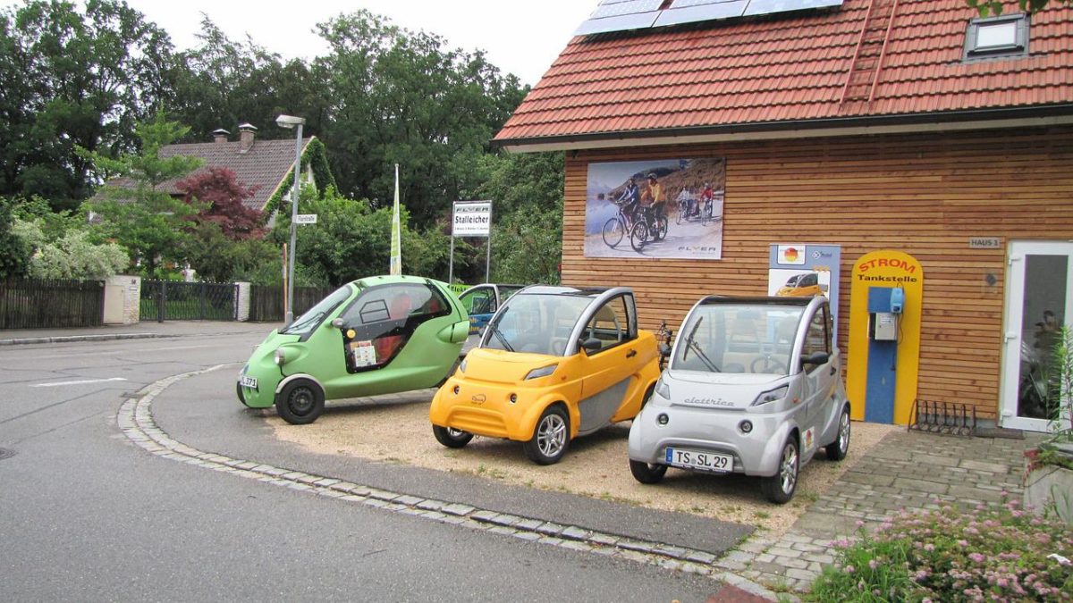 Penser la charge des véhicules électriques « au fil du soleil »