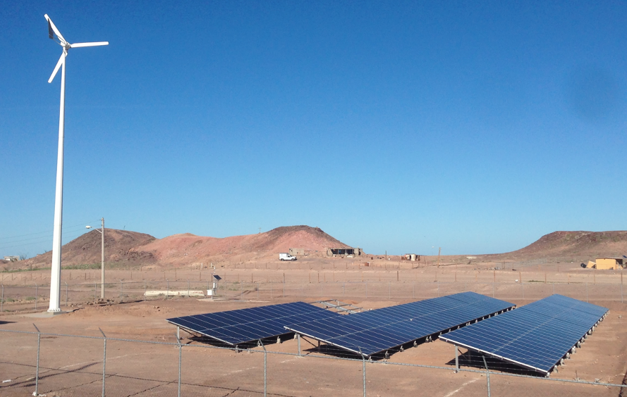 Intégrer l’hydrogène pour lisser la production électrique des micro-réseaux solaires et éoliens