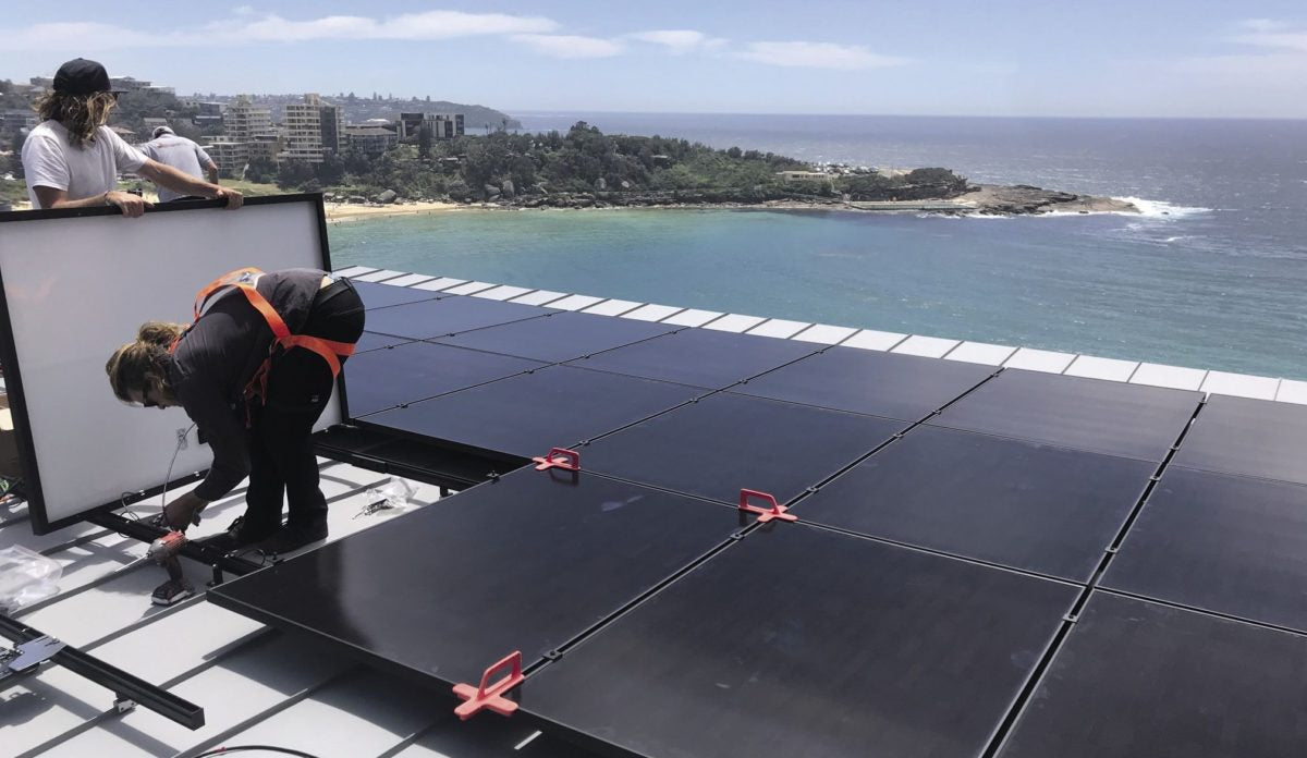 Les prix des panneaux solaires en toiture vont continuer à augmenter cette année