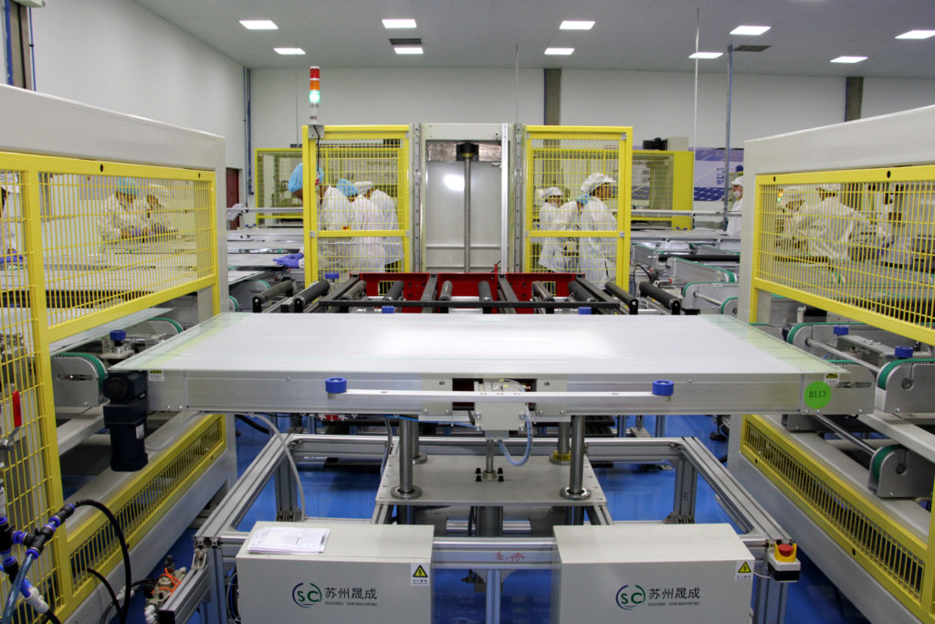 BYD aumenta la capacidad de su fábrica de módulos fotovoltaicos en Brasil