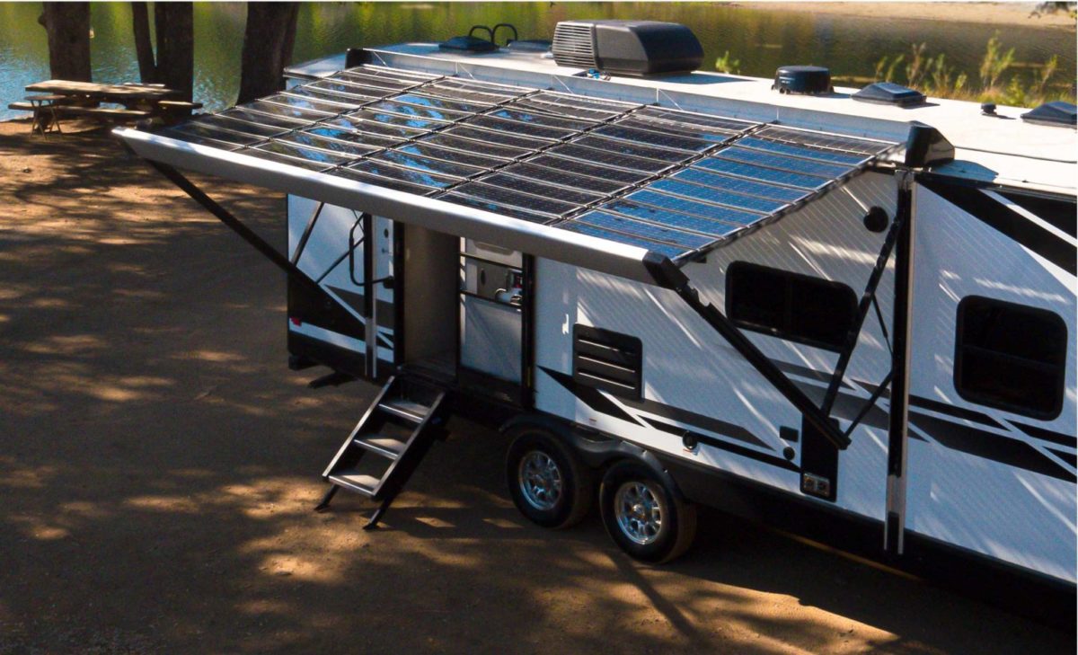 Retractable 1.2 kW solar awning for RVs