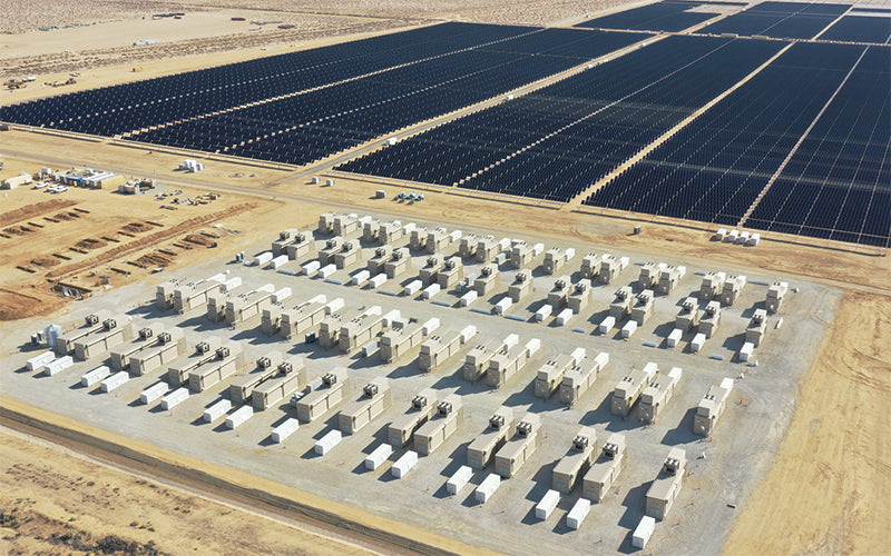 飛躍する米国エネルギー貯蔵市場。大規模太陽光発電所との併設が拡大