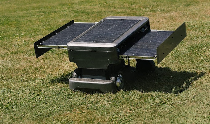 PV-powered robotic lawn mower from New Zealand