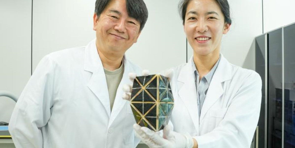 Three-dimensional PV modules for indoor, urban locations