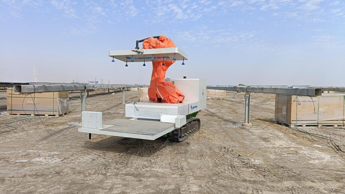 Leapting rolls out PV module-mounting robot in Australia