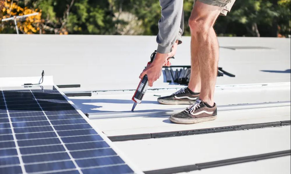 Lightweight solar panel provides solution for rooftop install